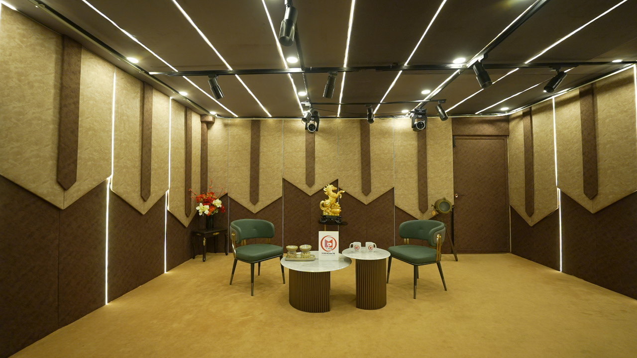 Manndakini Universal Studio — Interview & Podcast Room